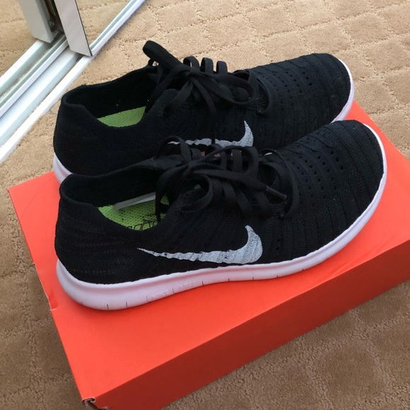 Nike Shoes - Nike Women’s Flyknit Shoes